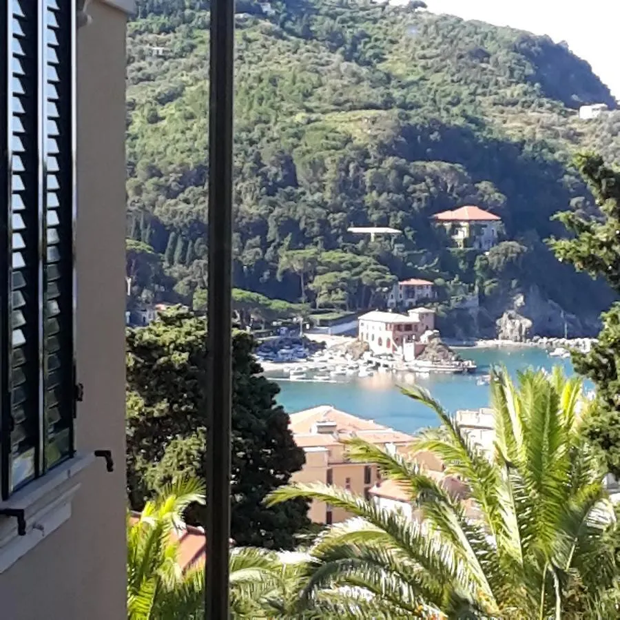 Elegant And Sea View Excelsior Apartment Levanto